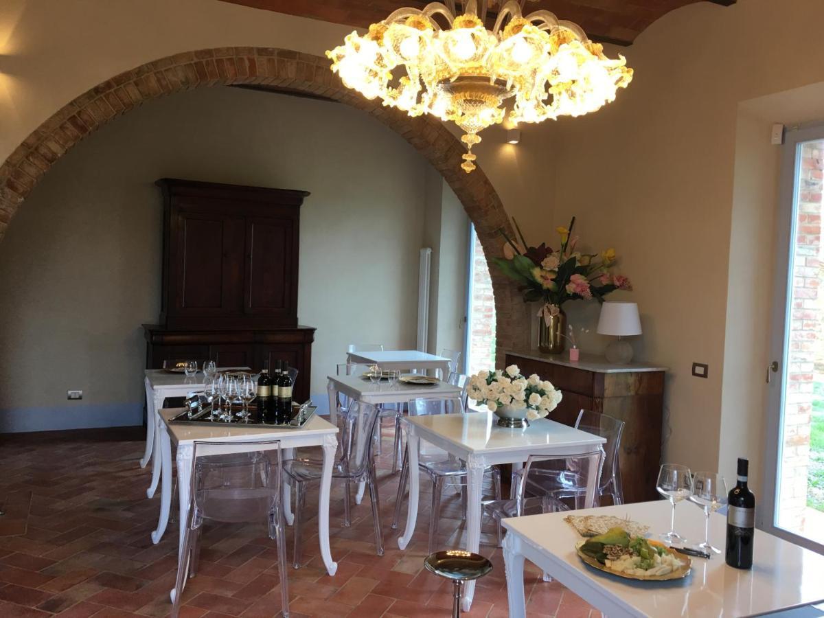 Cordella In Valdorcia Truffle And Olive Oil Resort Montalcino Exterior foto
