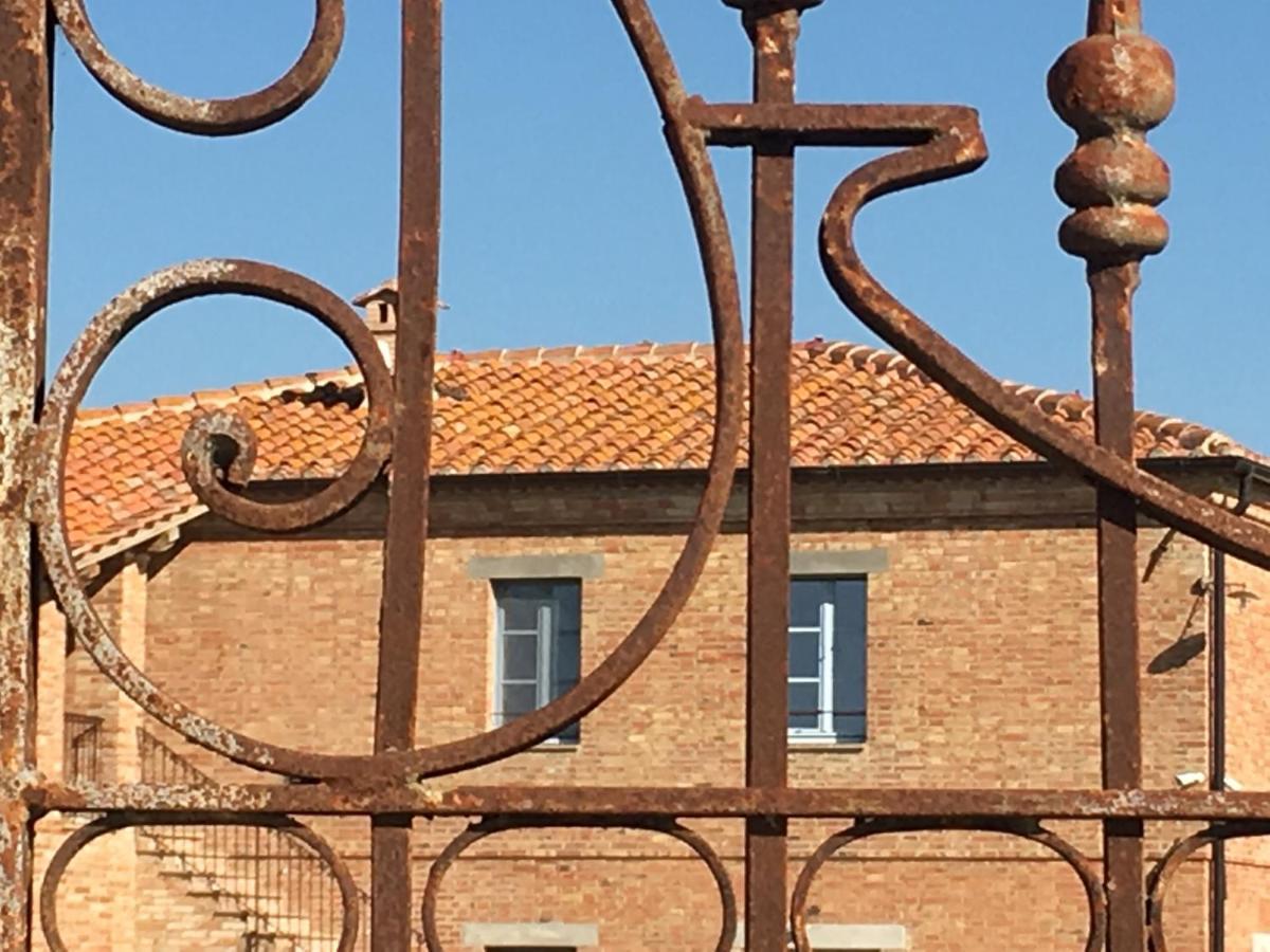 Cordella In Valdorcia Truffle And Olive Oil Resort Montalcino Exterior foto